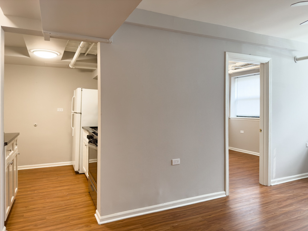 5748 N Winthrop Avenue - Photo 5