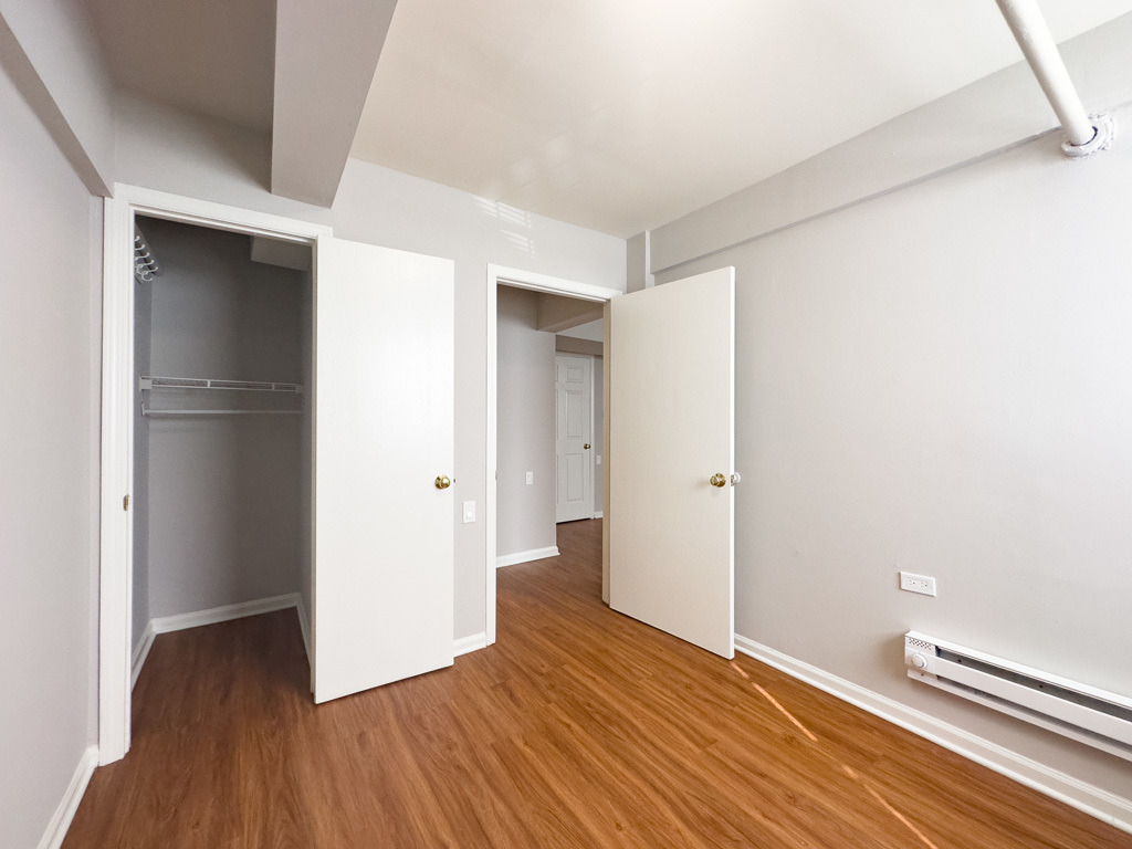 5748 N Winthrop Avenue - Photo 17