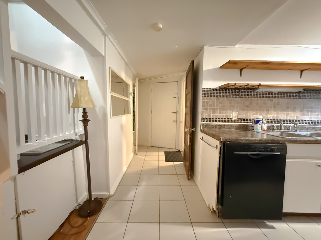 2529 N Orchard Street - Photo 8