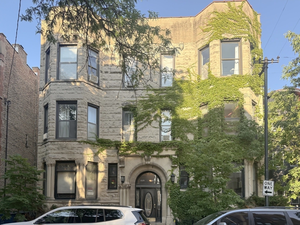 2529 N Orchard Street - Photo 0