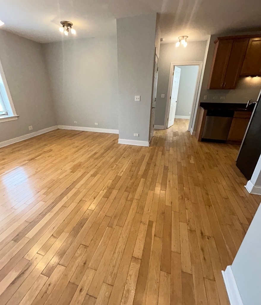 4542 W George Street - Photo 1