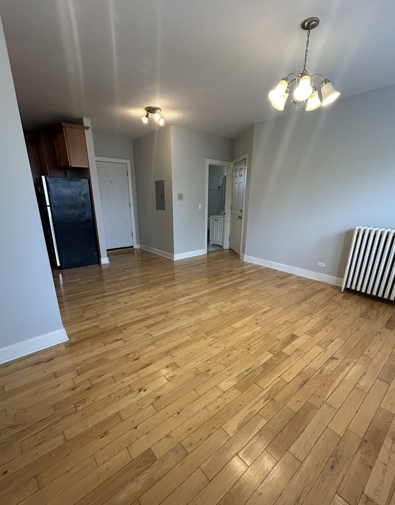 4542 W George Street - Photo 4