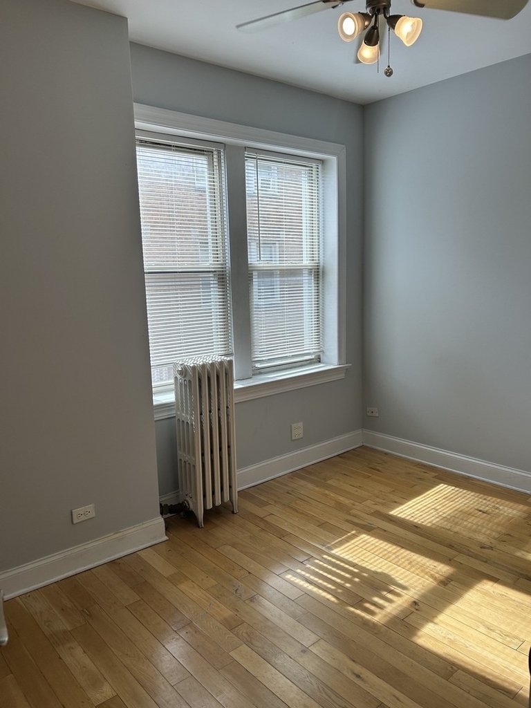4542 W George Street - Photo 8