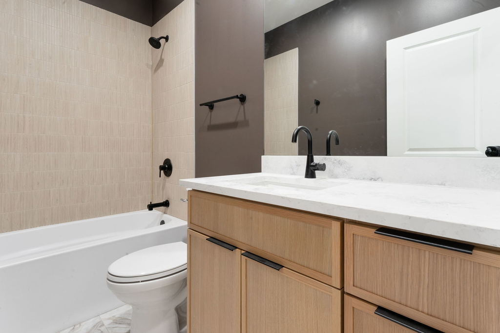 6410 S Vernon Avenue - Photo 10