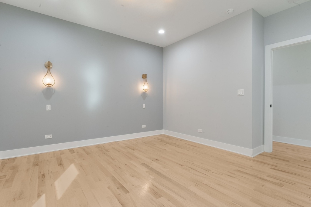 6410 S Vernon Avenue - Photo 14
