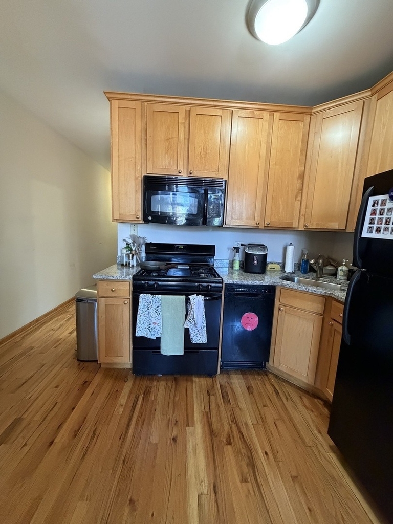 865 W Buckingham Place - Photo 18