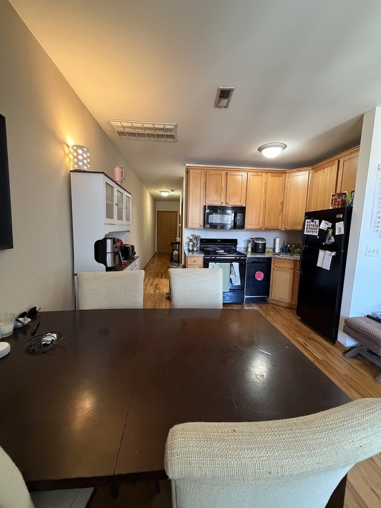 865 W Buckingham Place - Photo 19