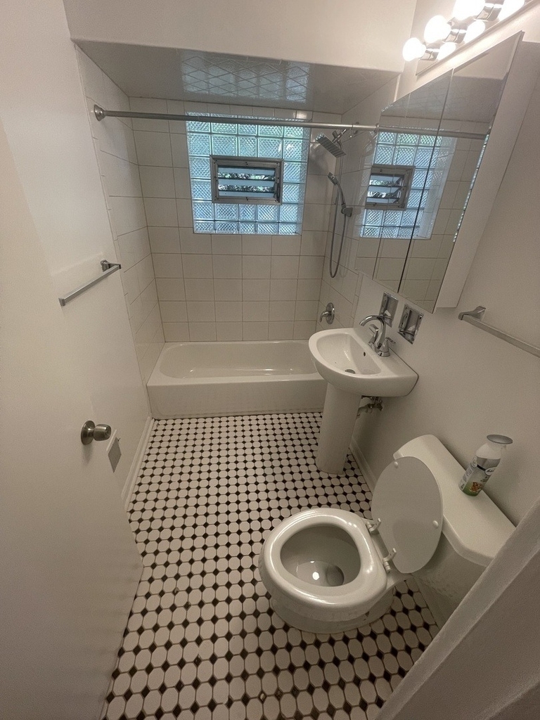 9521 N Kildare Avenue - Photo 3