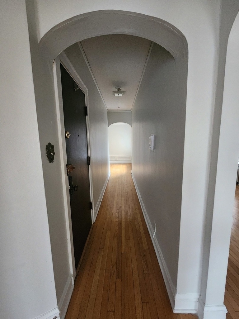 1112 Grove Street - Photo 11