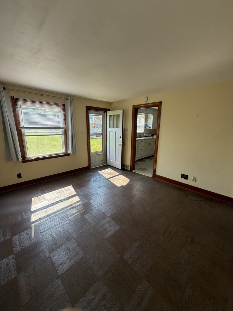 1903 Nicholson Street - Photo 5