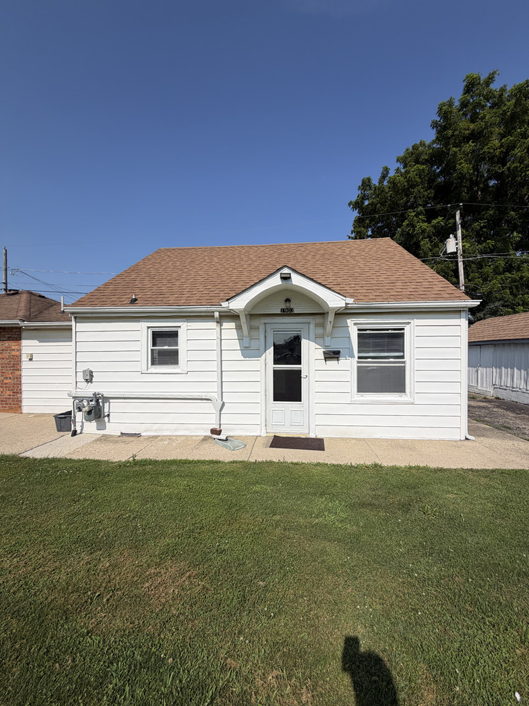1903 Nicholson Street - Photo 0