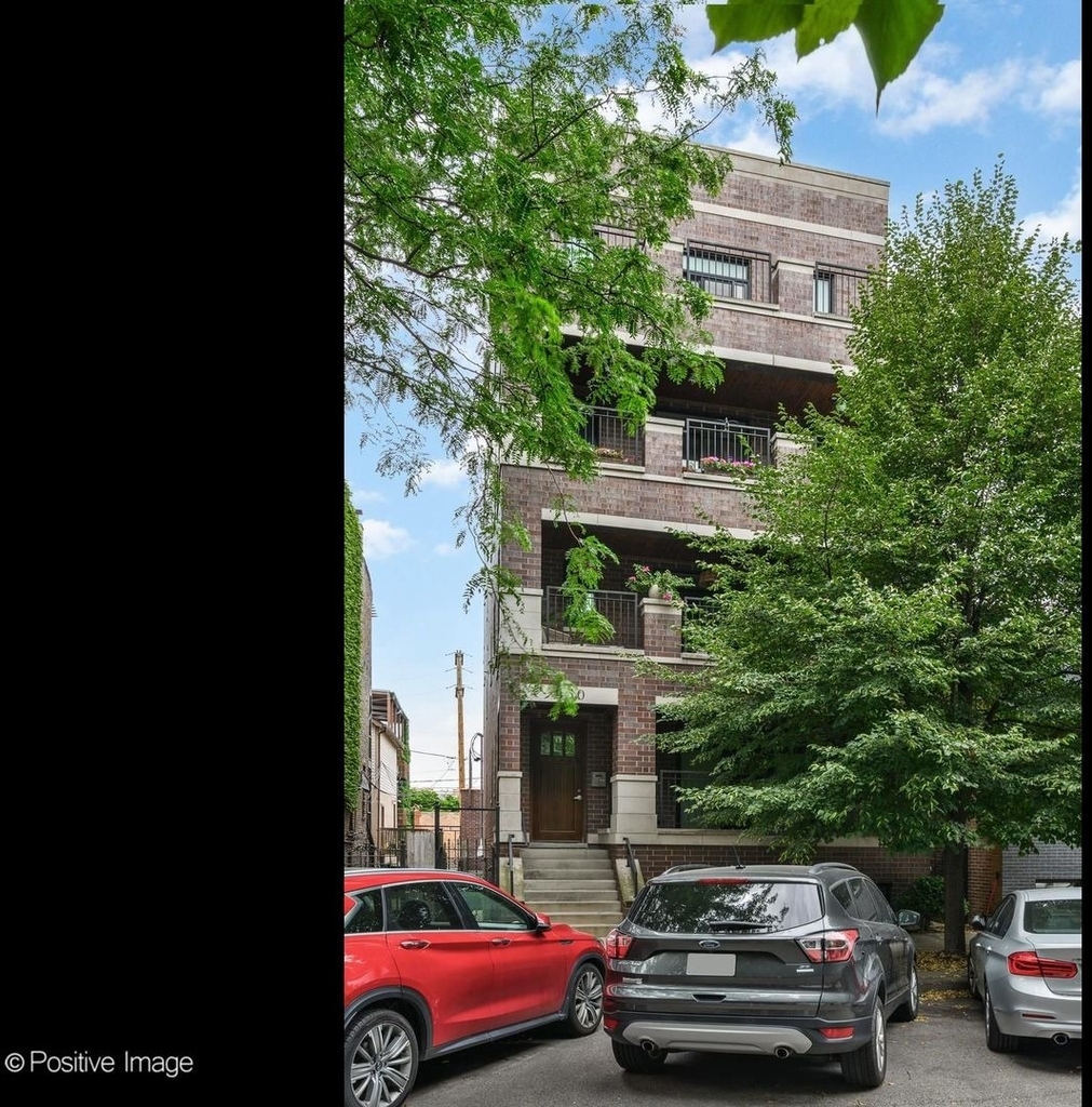 450 N Sangamon Street - Photo 0