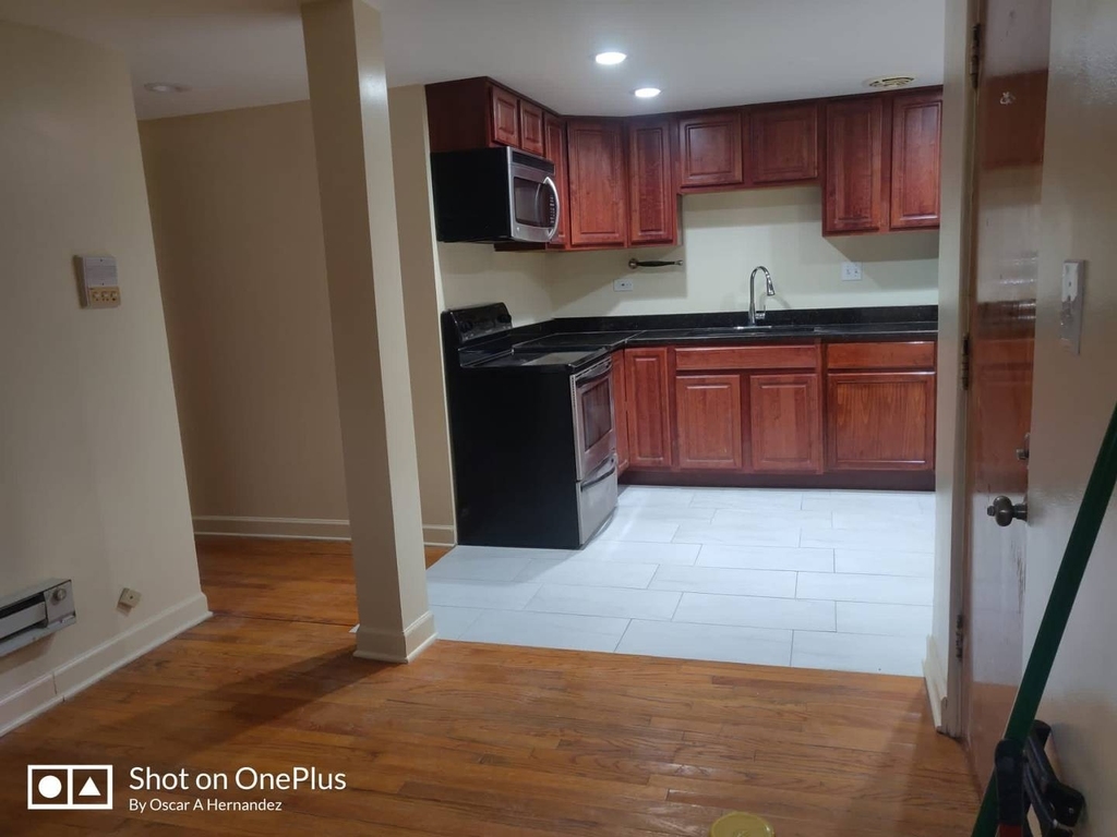 5205 W Drummond Place - Photo 4