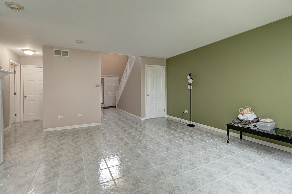 16046 Fairfield Drive - Photo 6