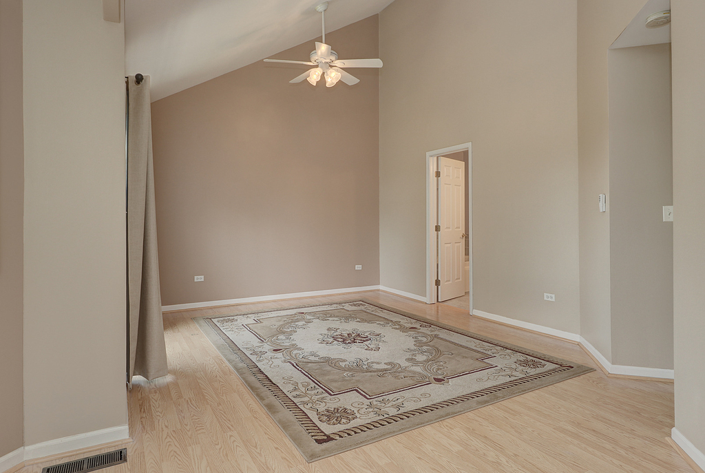 16046 Fairfield Drive - Photo 13
