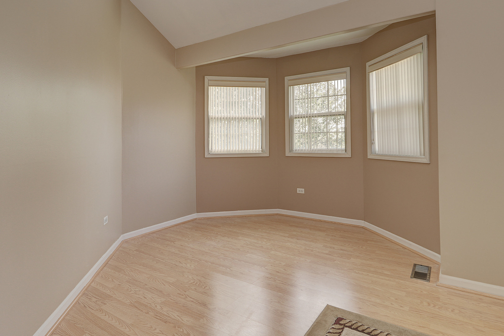 16046 Fairfield Drive - Photo 15