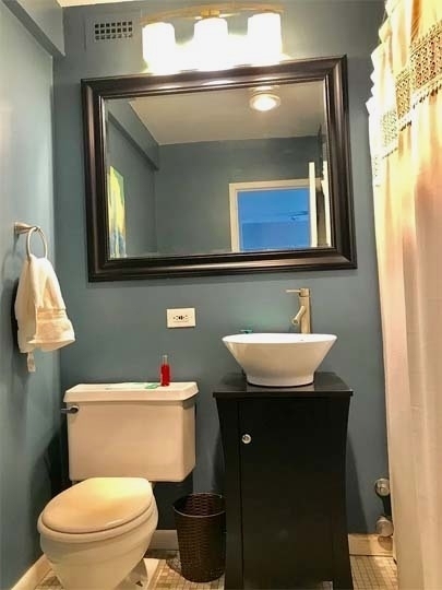 1460 N Sandburg Terrace - Photo 8