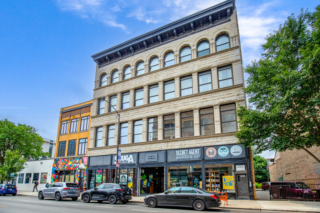 1278 N Milwaukee Avenue - Photo 0
