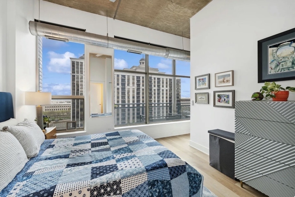 125 E 13th Street - Photo 10