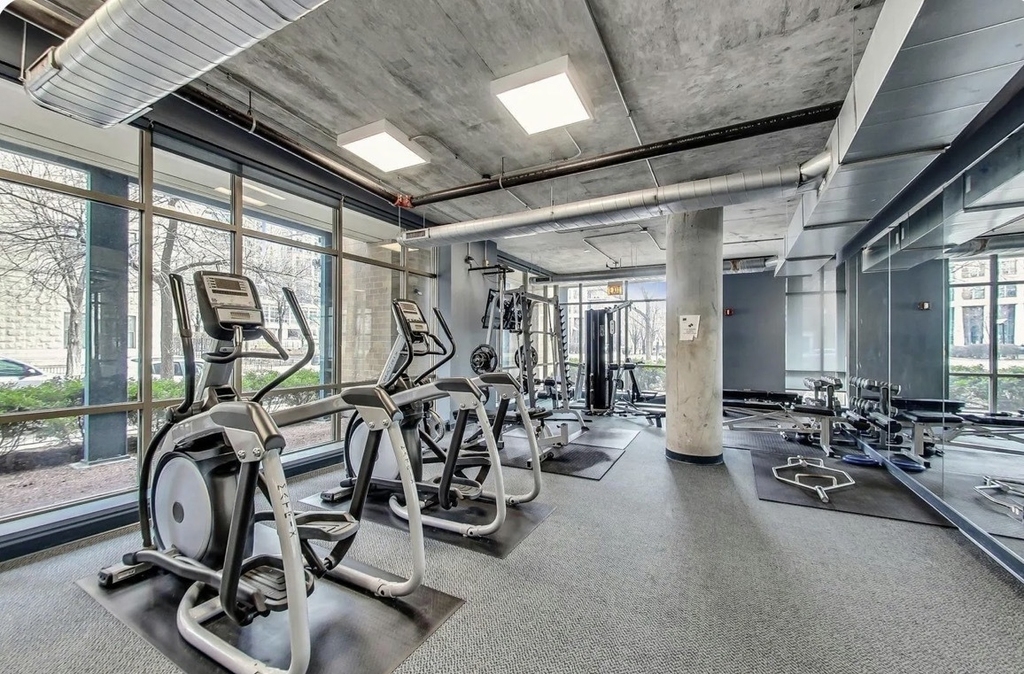 125 E 13th Street - Photo 15