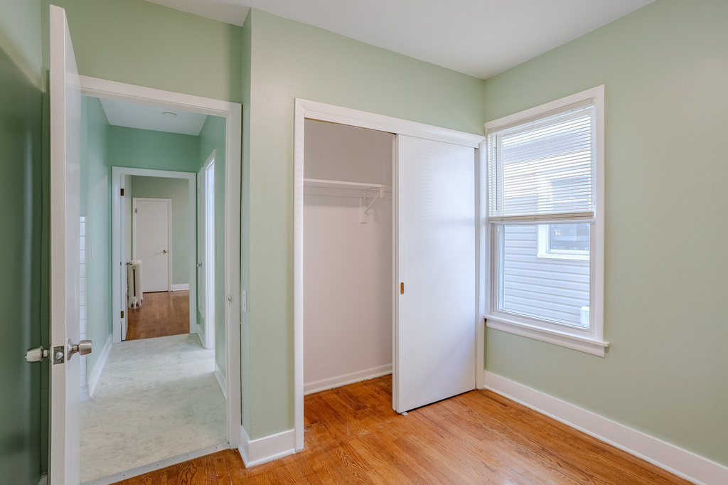 5515 N Monitor Avenue - Photo 8