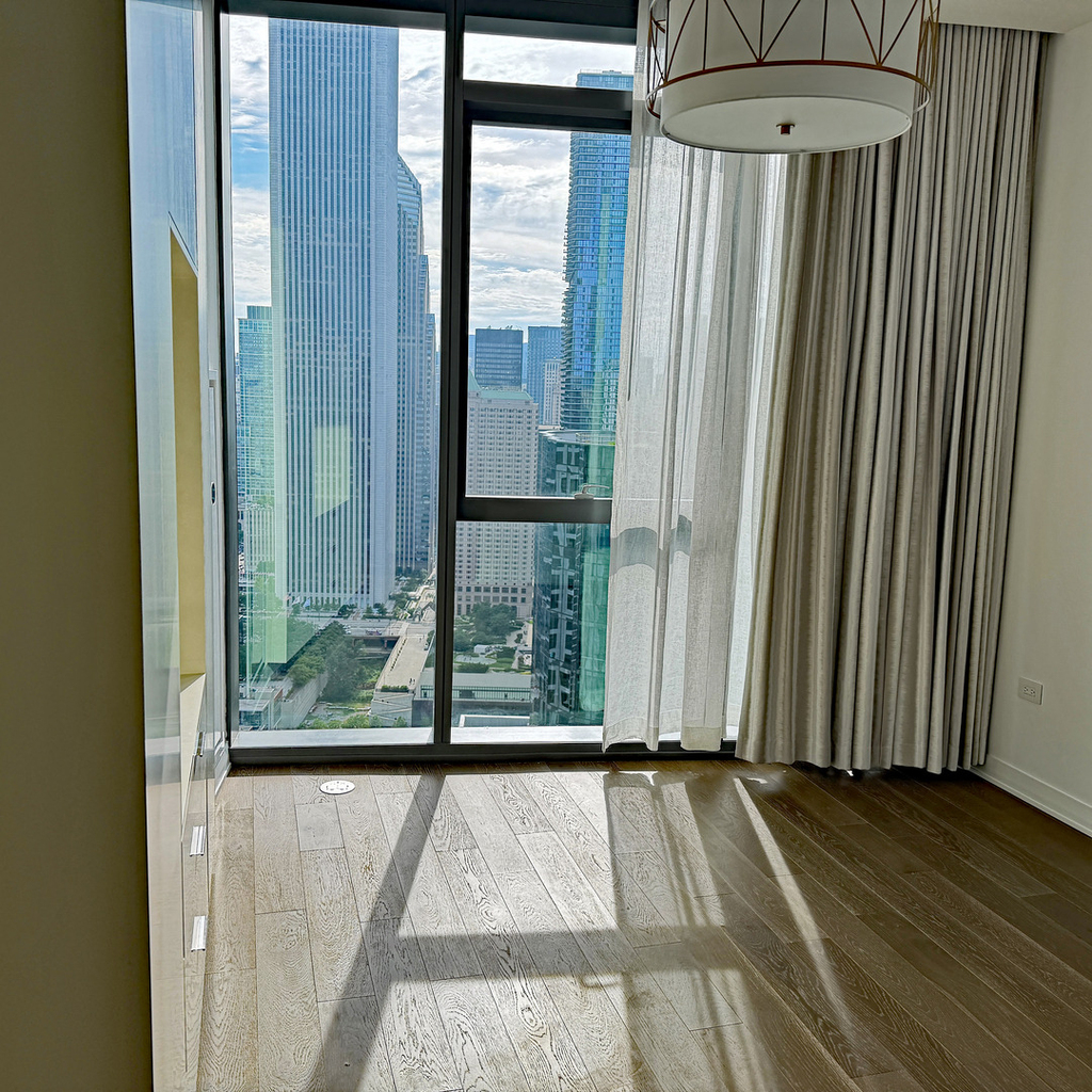 211 N Harbor Drive - Photo 4