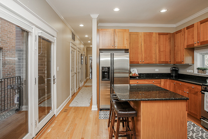 3836 N Janssen Avenue - Photo 5