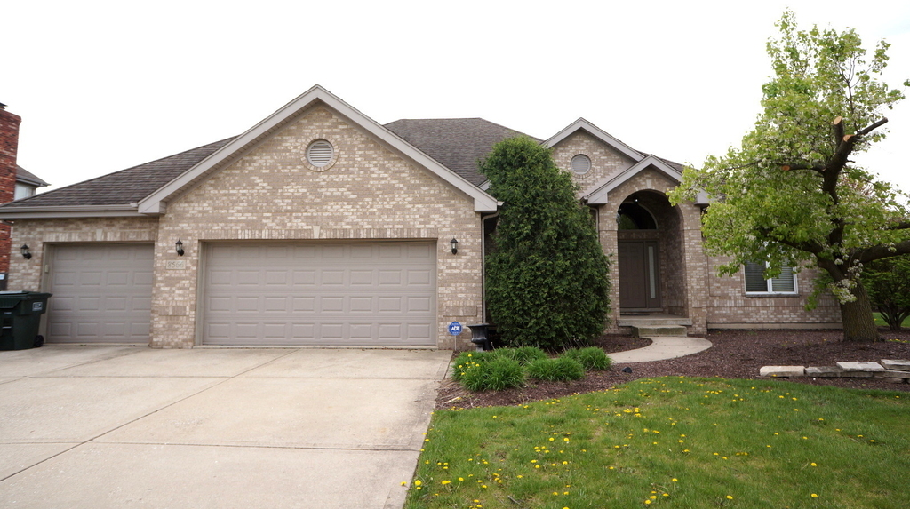 8566 Huckins Drive - Photo 0
