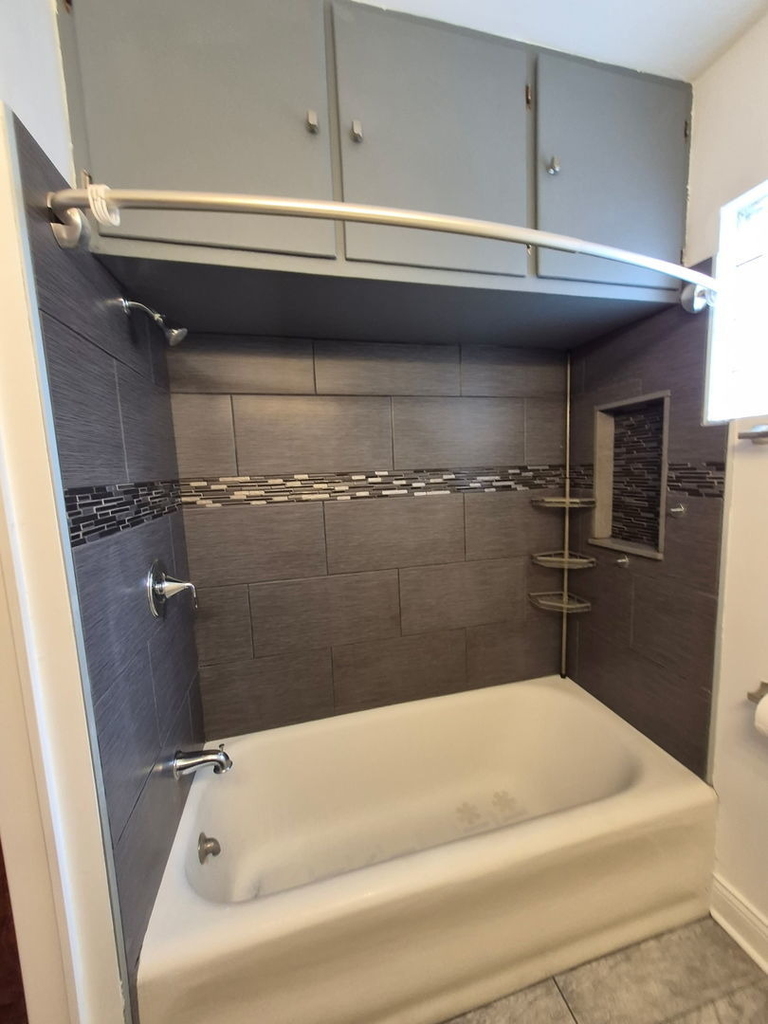 9002 Sheridan Avenue - Photo 7