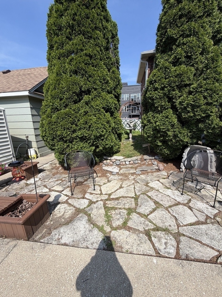 9002 Sheridan Avenue - Photo 2