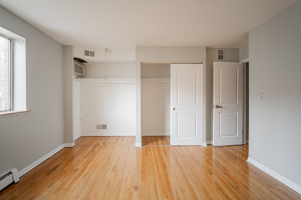 541 W Oakdale Avenue - Photo 14