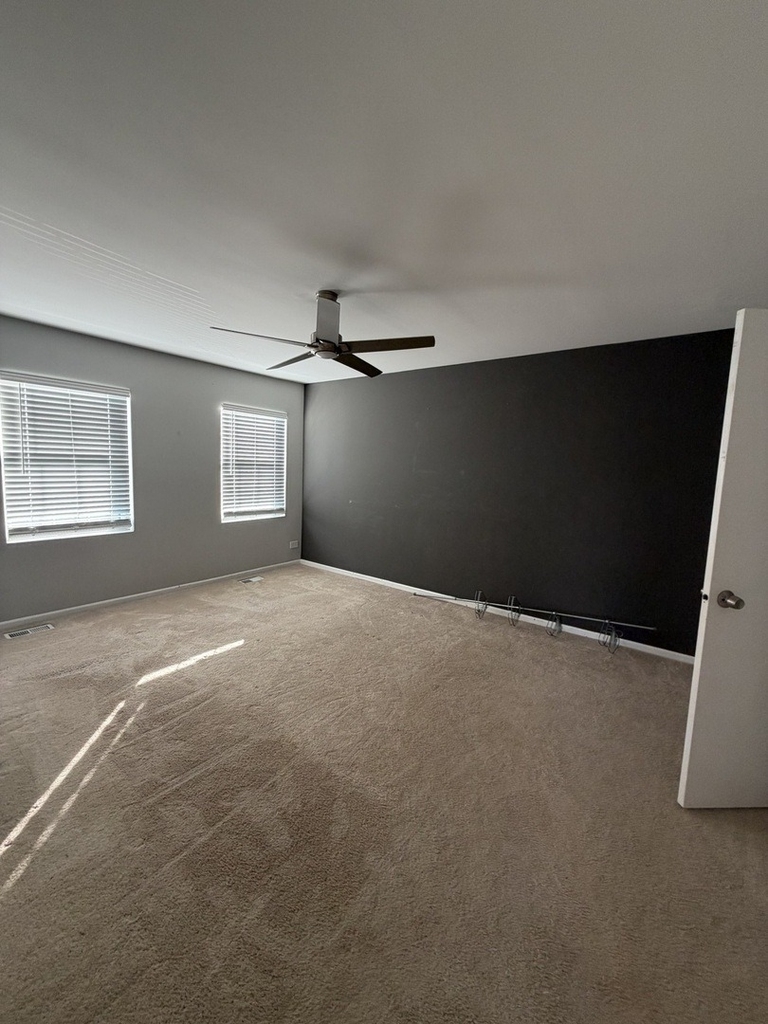 371 Wisteria Drive - Photo 5