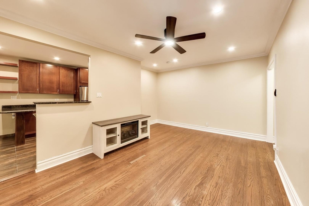 1106 W Montana Street - Photo 6