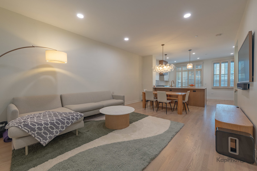 1117 W Monroe Street - Photo 5