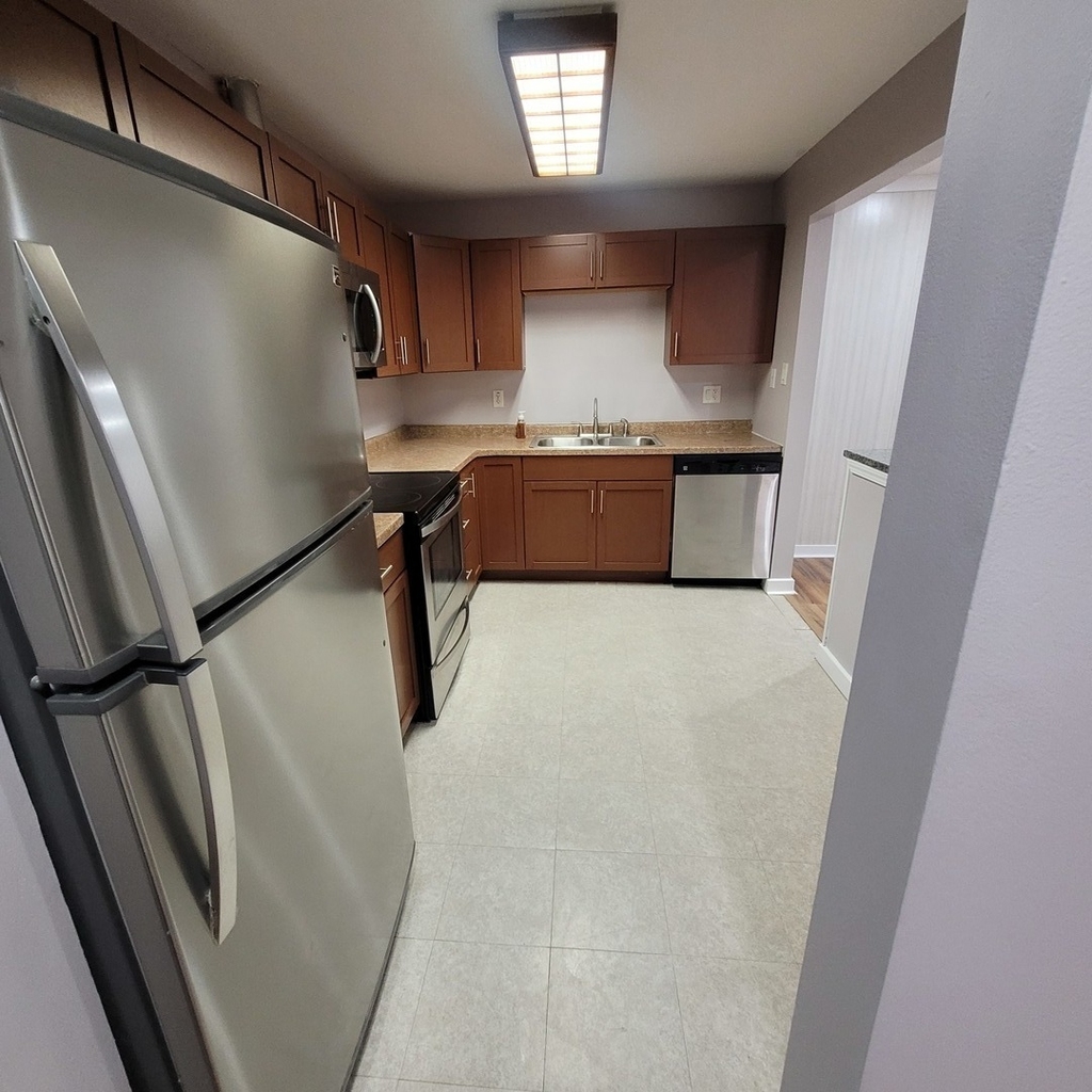 803 Garden Circle - Photo 1