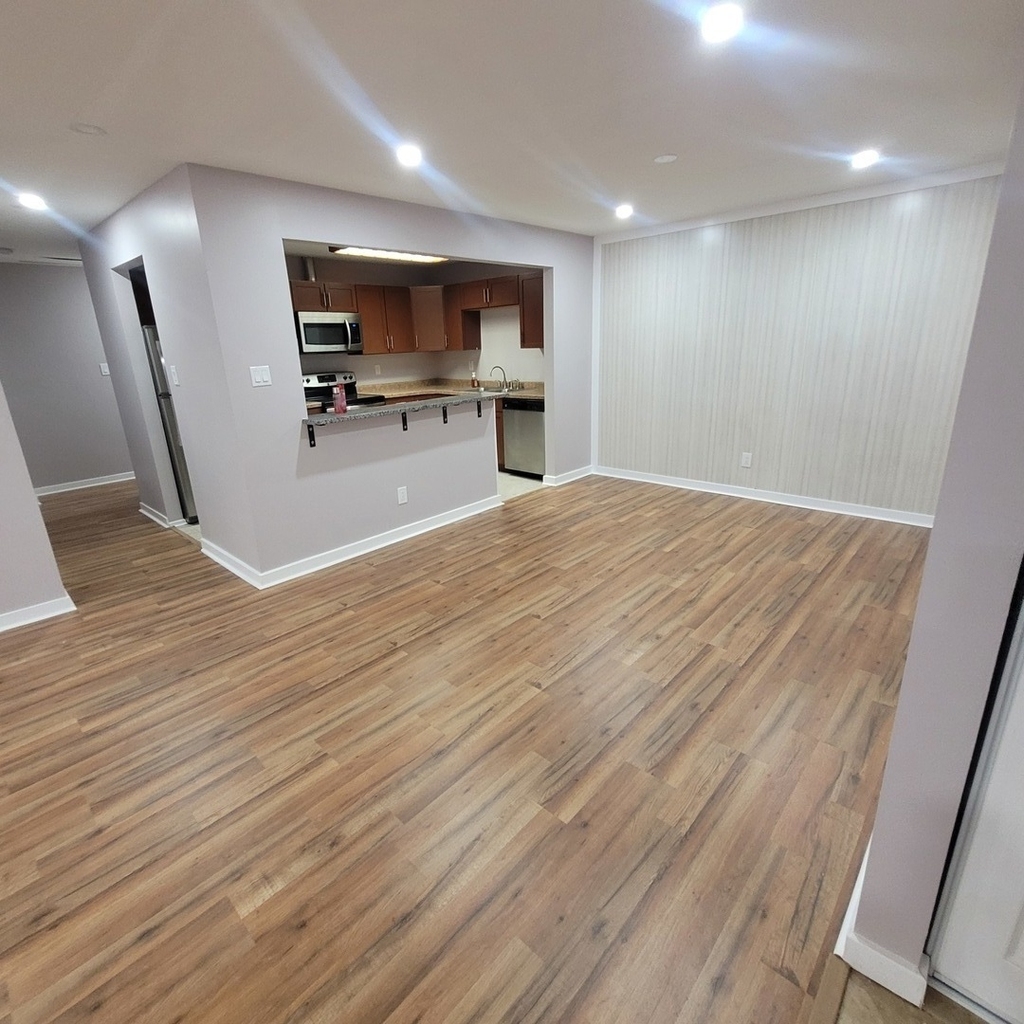 803 Garden Circle - Photo 3