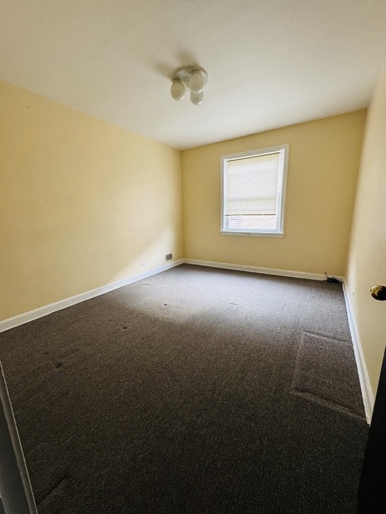 2626 W Balmoral Avenue - Photo 5