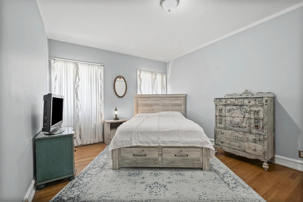 906 Oakton Street - Photo 15