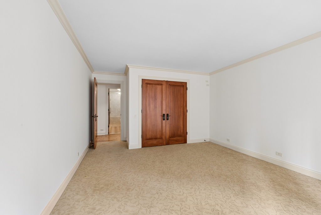 200 E Delaware Place - Photo 23