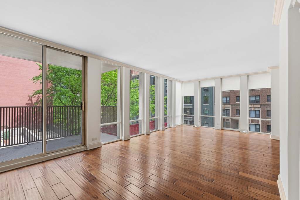 200 E Delaware Place - Photo 12