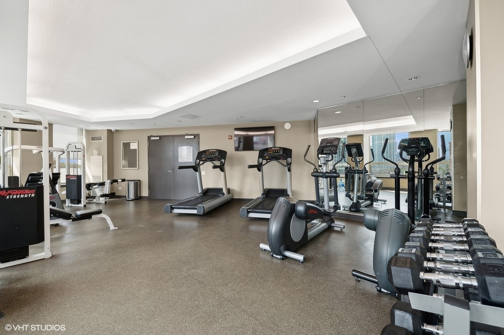 600 N Kingsbury Street - Photo 13