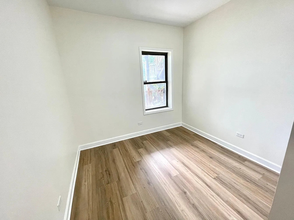 5623 S Prairie Avenue - Photo 11