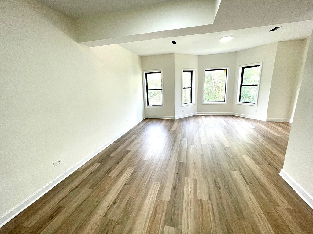 5623 S Prairie Avenue - Photo 5