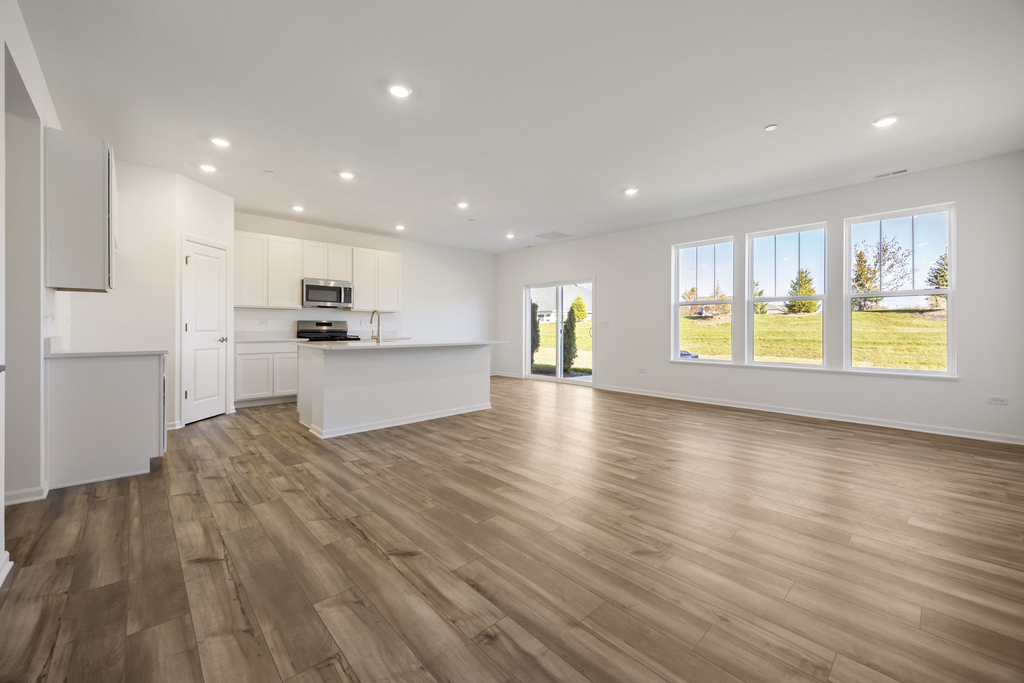 668 Cassia Court - Photo 1