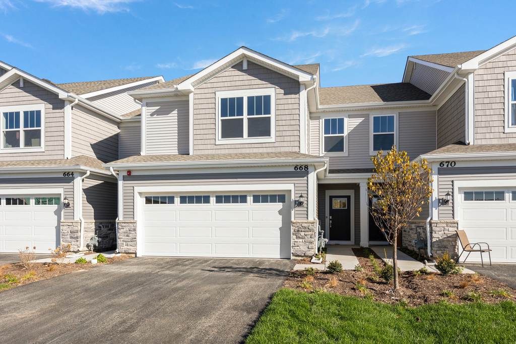 668 Cassia Court - Photo 0