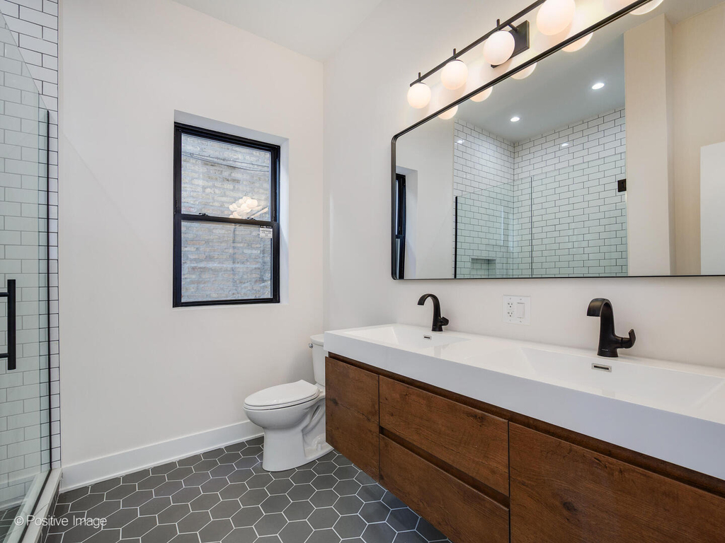 846 N Ashland Avenue - Photo 15
