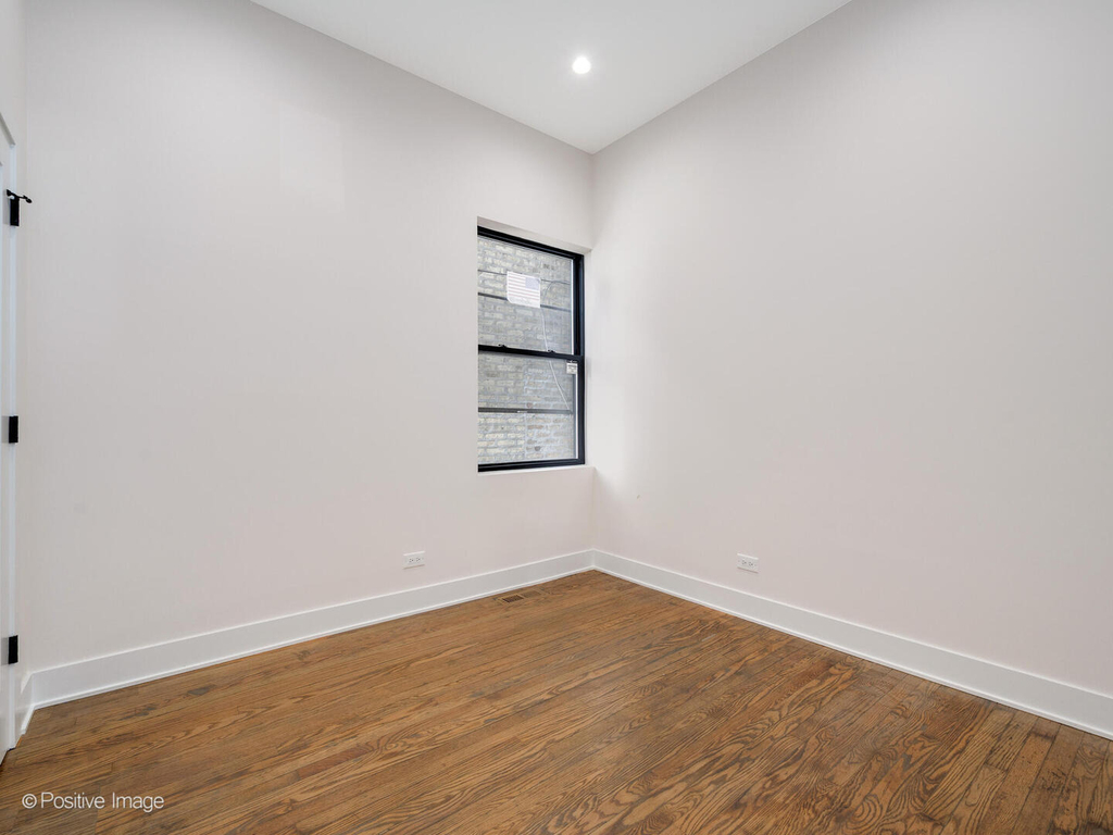 846 N Ashland Avenue - Photo 13