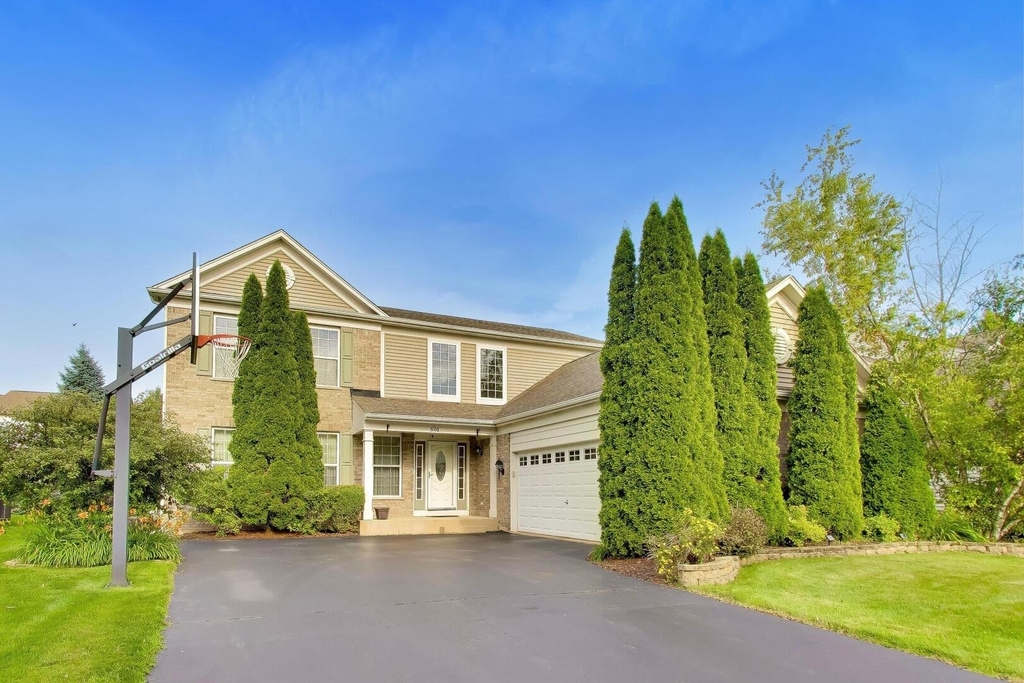 501 Tuscany Drive - Photo 0