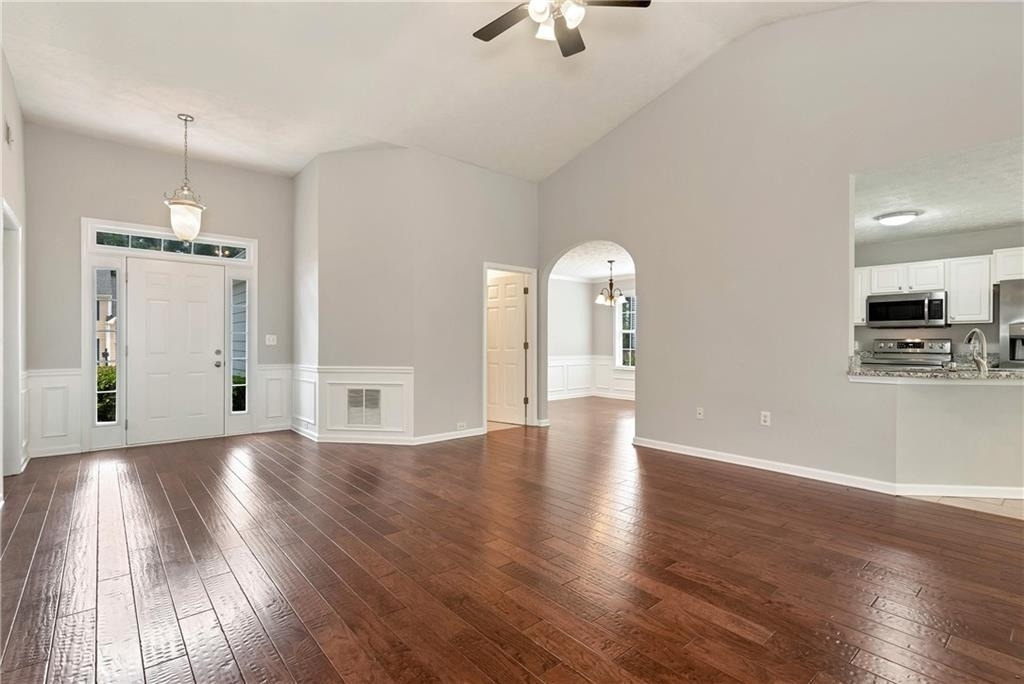 1480 Ridgemill Terrace - Photo 3