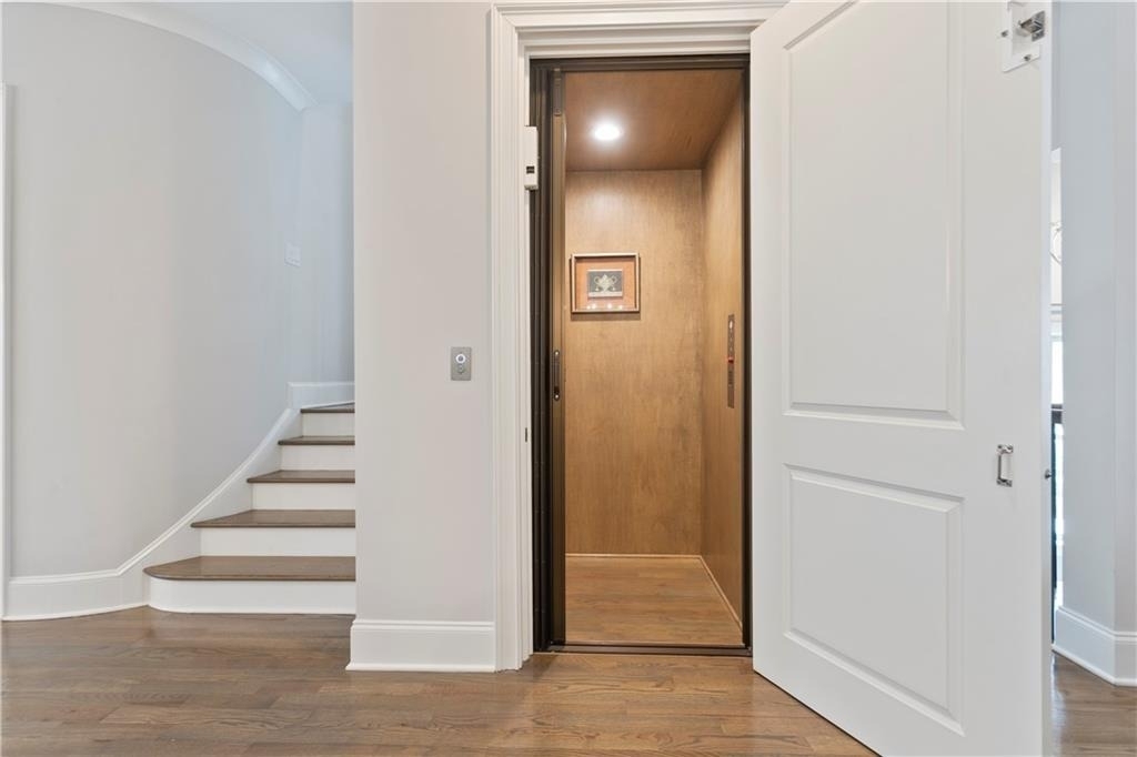1135 Cordia Avenue Nw - Photo 1